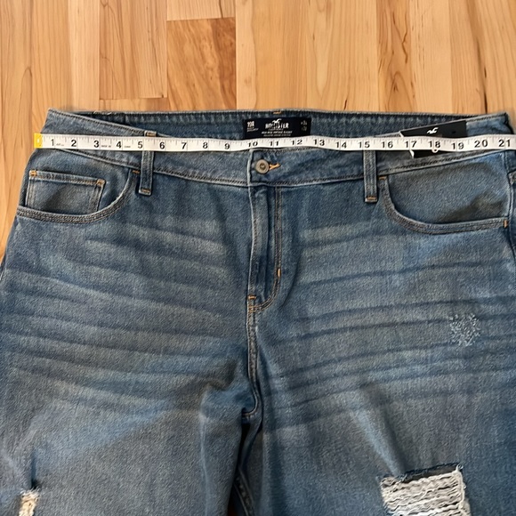 🆕 Hollister High Rise Vintage Baggy Jeans - NWT - Picture 3 of 12
